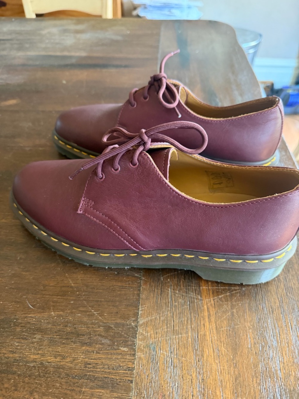 Dr. Martens Men's 3-Eye Derby in Burgundy - Picture 3 of 4